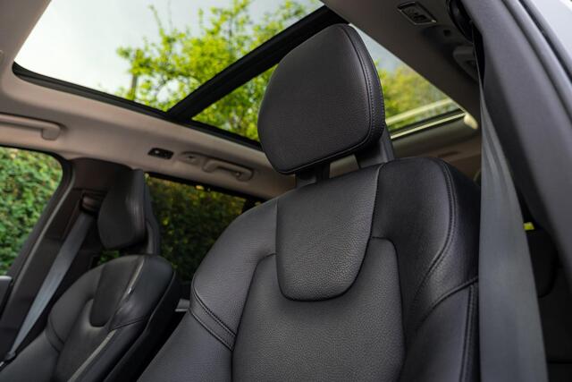 Volvo XC90 2.0 T8 AWD Expression 391pk | R | HUD | ACC | El. Trekh | Carplay