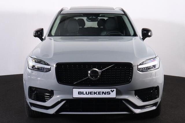 Volvo XC90 T8 Recharge AWD Ultimate Dark - Luchtvering - Panorama/schuifdak - IntelliSafe Assist & Surround - 360º Camera - Adaptieve LED koplampen - Verwarmde voorstoelen, stuur & achterbank - Parkeersensoren voor & achter - Elektr. bedienb. voorstoelen met geheuge