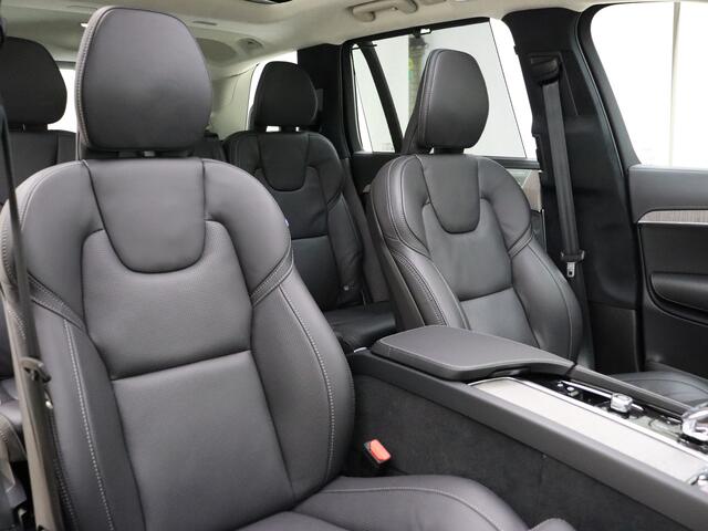 Volvo XC90 T8 455pk AWD Ultimate Dark / Luchtvering / Bowers&Wilkins Audio / Massage / Stoelventilatie / Head-Up / El. Trekhaak / 360 Camera / Full-LED / Gelaagde zijruiten / Alcantara hemel /