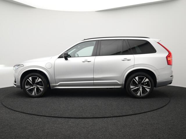 Volvo XC90 T8 Recharge AWD R-Design Plug In Hybrid 7 Persoons INCL BTW PHEV | Panodak | Adaptive Cruise | 360 Camera | Alcantara Sportstoelen Memory | Harman Kardon | BLIS | Keyless | Apple Carplay |