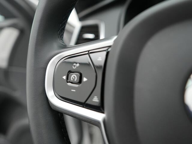 Volvo XC90 T8 Recharge AWD R-Design Plug In Hybrid 7 Persoons INCL BTW PHEV | Panodak | Adaptive Cruise | 360 Camera | Alcantara Sportstoelen Memory | Harman Kardon | BLIS | Keyless | Apple Carplay |