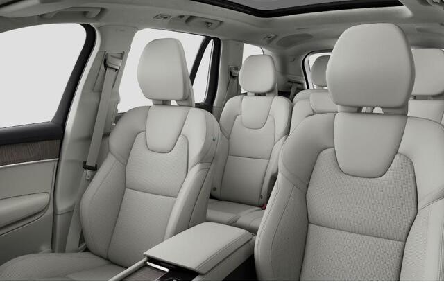 Volvo XC90 T8 Plug-in hybrid Ultra Bright | Luchtvering | Trekhaak | Massage+Ventilatie | Head-Up | 360° Camera
