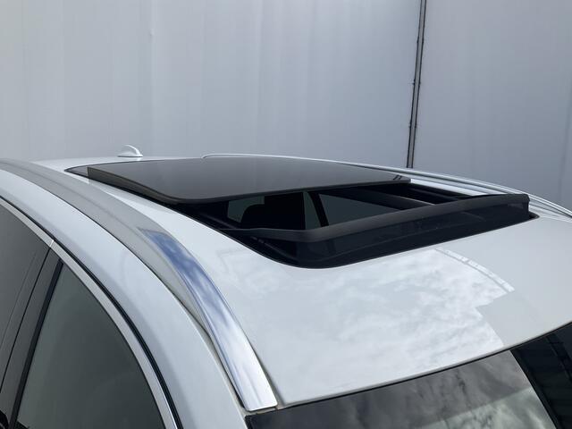 Volvo XC90 2.0 T8 Twin Engine AWD Inscription 7-Pers Pano Trekhaak HUD B&W Luchtvering Leder BOMVOL!