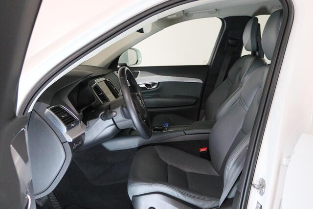 Volvo XC90 2.0 T8 Twin Engine AWD Momentum Pro, 7-Persoons, Navigatie, Apple CarPlay/Android Auto, Climate Control, Lederen Bekleding, Achteruitrijcamera