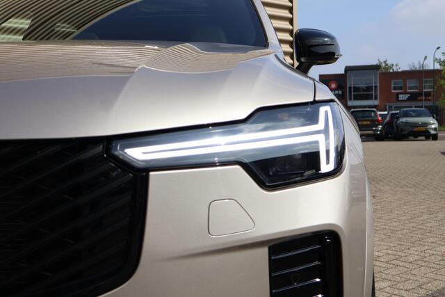 Volvo XC90 2.0 T8 Plug-in hybrid AWD Ultra Dark l Nieuw op voorraad l Luchtvering l 22 Inch l Gelamineerd glas