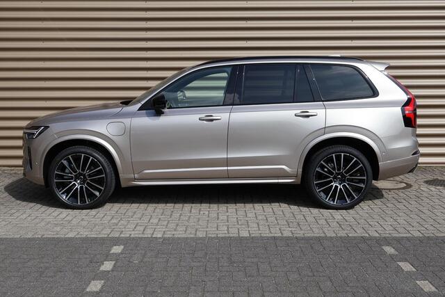 Volvo XC90 2.0 T8 Plug-in hybrid AWD Ultra Dark l Nieuw op voorraad l Luchtvering l 22 Inch l Gelamineerd glas