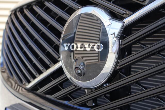 Volvo XC90 2.0 T8 Plug-in hybrid AWD Ultra Dark l Nieuw op voorraad l Luchtvering l 22 Inch l Gelamineerd glas