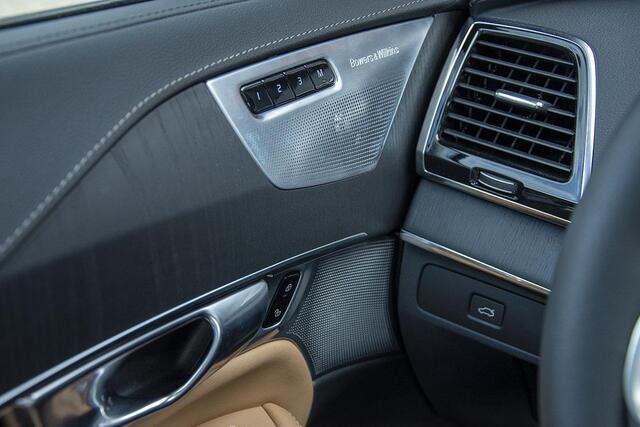 Volvo XC90 2.0 T8 PLUG-IN HYBRID AWD ULTRA BRIGHT PANO / LUCHTVERING