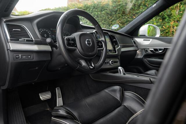 Volvo XC90 T8 R-Design | HUD | B&W | Luchtv | El. Trekh |