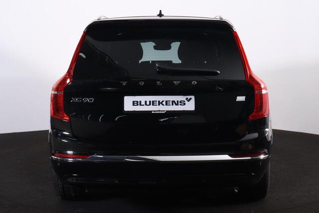 Volvo XC90 T8 Recharge AWD Ultimate Bright - LONG RANGE - Luchtvering - Panorama/schuifdak - IntelliSafe Assist & Surround - 360º Camera - Bowers & Wilkins audio - Adaptieve LED koplampen - Verwarmde voorstoelen, stuur & achterbank - Parkeersensoren voor & achter - 