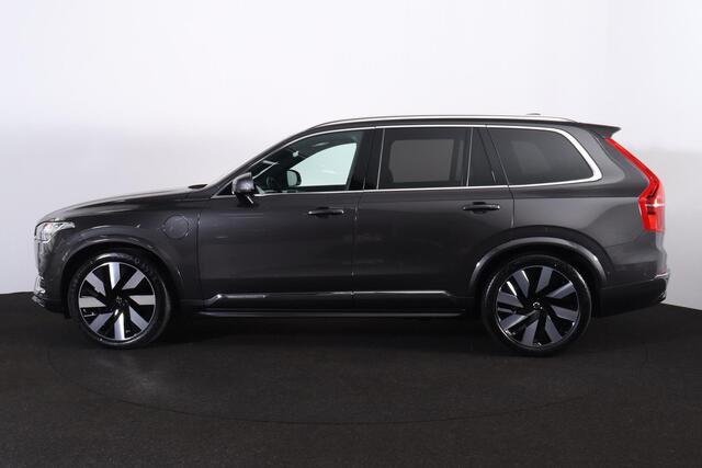 Volvo XC90 T8 Recharge AWD Ultimate Bright - LONG RANGE - Luchtvering - Panorama/schuifdak - IntelliSafe Assist & Surround - 360º Camera - Bowers & Wilkins audio - Adaptieve LED koplampen - Verwarmde voorstoelen, stuur & achterbank - Parkeersensoren voor & achter - 
