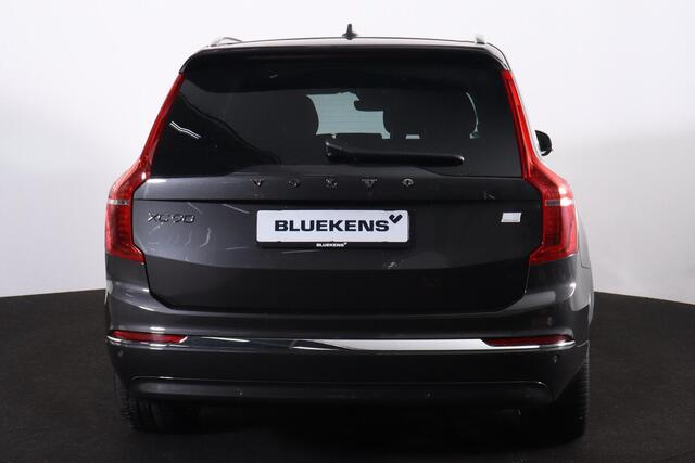 Volvo XC90 T8 Recharge AWD Ultimate Bright - LONG RANGE - Luchtvering - Panorama/schuifdak - IntelliSafe Assist & Surround - 360º Camera - Bowers & Wilkins audio - Adaptieve LED koplampen - Verwarmde voorstoelen, stuur & achterbank - Parkeersensoren voor & achter - 