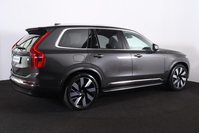 Volvo XC90 T8 Recharge AWD Ultimate Bright - LONG RANGE - Luchtvering - Panorama/schuifdak - IntelliSafe Assist & Surround - 360º Camera - Bowers & Wilkins audio - Adaptieve LED koplampen - Verwarmde voorstoelen, stuur & achterbank - Parkeersensoren voor & achter - 