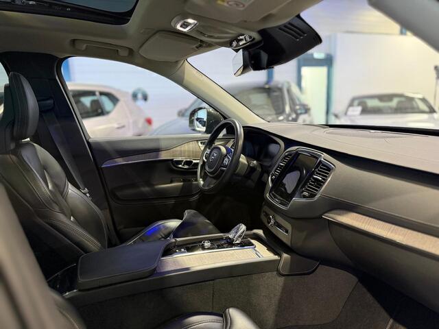 Volvo XC90 2.0 T8 Recharge AWD 287kW/390pk Aut8 Inscription Exclusive 7p LUCHTVERING + PANORAMADAK + PILOT ASSIST + TREKHAAK + STOELMASSAGE + HARMAN & KARDON + BLIS + STOELVERWARMING&-VENTILATIE + 360 CAMERA + KEYLESS + HEAD-UP + PARKSENSOREN + 21" LM-VELGEN!!