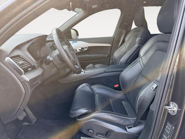 Volvo XC90 2.0 T8 Recharge AWD Ultimate Dark | Luchtvering | Trekhaak | Bowers & Wilkins Audio | Extra getint glas |