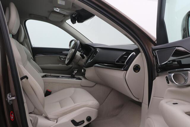 Volvo XC90 D5 AWD Momentum | Vol-Leder | Camera | ACC | Getint Glas | Stoelverwarming