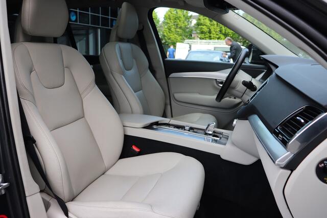 Volvo XC90 2.0 T8 Twin Engine AWD 7P. Pano Trekhaak Leder