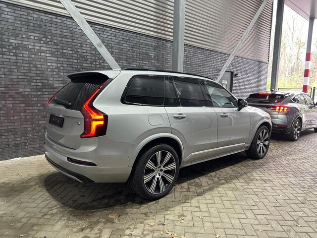 Volvo XC90 T8 Plug-in hybrid Ultra Dark | Facelift | Luchtvering | Head-Up | Panoramadak | ACC | harman/kardon