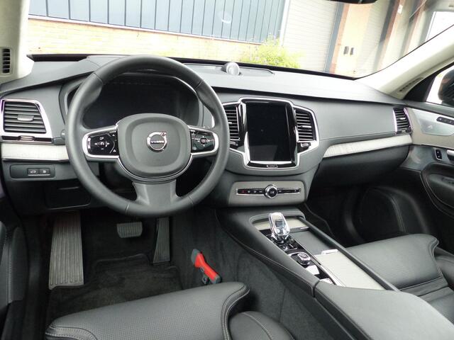 Volvo XC90 T8 Plug-in hybrid AWD Ultra Dark
