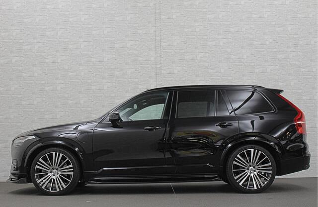 Volvo XC90 2.0 T8 AWD 455PK Ultimate Dark | Luchtvering | Bowers & Wilkins | 360 Camera | Panorama | Pilot-Assist | R-Design | ACC | Stoelventilatie | Trekhaak | Head-Up | Keyless-Entry | Sportstoelen | Memory | Standkachel | Stuurverwarming | Full-LED | Zonwering |