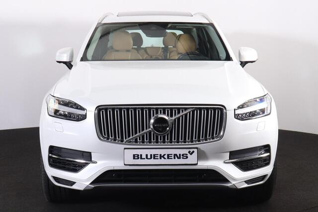Volvo XC90 T8 Recharge AWD Inscription - Panorama/schuifdak - IntelliSafe Assist & Surround - 360º Camera - Bowers & Wilkins audio - Adaptieve LED koplampen - Verwarmde voorstoelen, stuur & achterbank - Parkeersensoren voor & achter - Elektr. bedienb. voorstoelen me