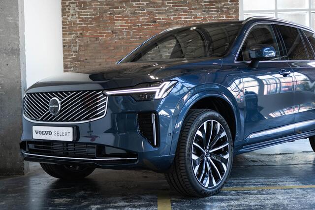 Volvo XC90 T8 Plug-in hybrid AWD Ultra Bright | Nieuw Model | Luchtvering | Massafunctie in voorstoelen | Nappa lederen bekleding | 21'' Lichtmetalen velgen | Google infotainment | Longe Range | Harman Kardon Premium audio |