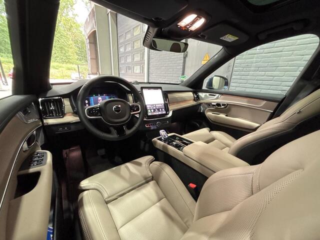 Volvo XC90 2.0 T8 Plug-in hybrid AWD Ultra Bright | FACELIFT | Bowers&Wilkins | Massage+Ventilatie | Trekhaak | 22 Inch | Panoramadak | Head-Up | 360 Camera