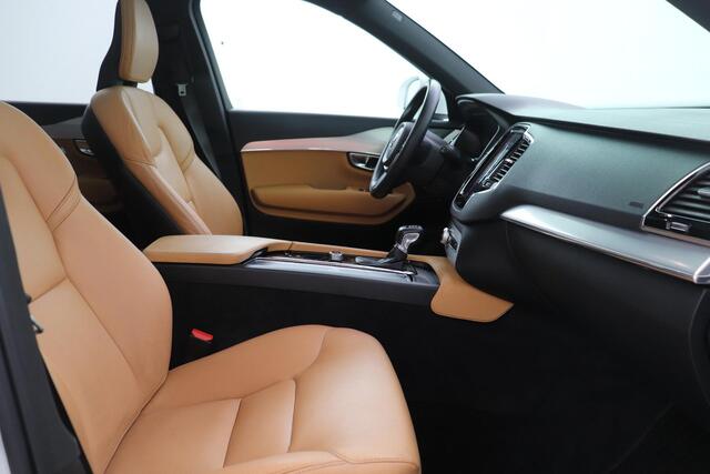 Volvo XC90 T5 AWD | Panoramadak | ACC | Stoel+Stuurverwarming | Trekhaak | Getint Glas