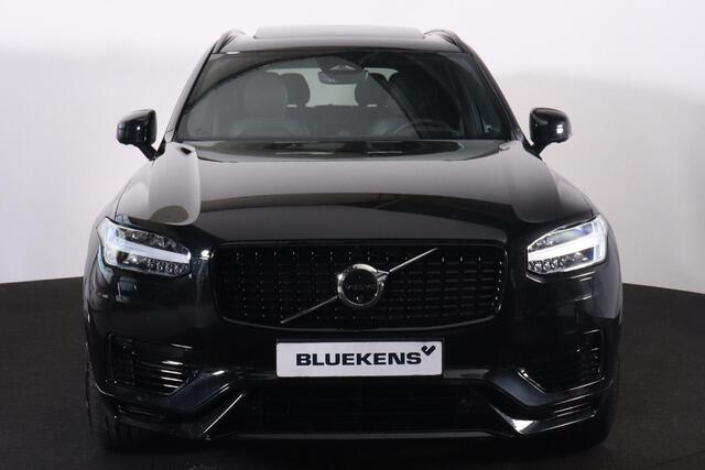 Volvo XC90 T8 Recharge AWD Ultra Dark - LONG RANGE - Luchtvering - Panorama/schuifdak - IntelliSafe Assist & Surround - 360º Camera - Bowers & Wilkins audio - Adaptieve LED koplampen - Verwarmde voorstoelen, stuur & achterbank - Parkeersensoren voor & achter - Elekt
