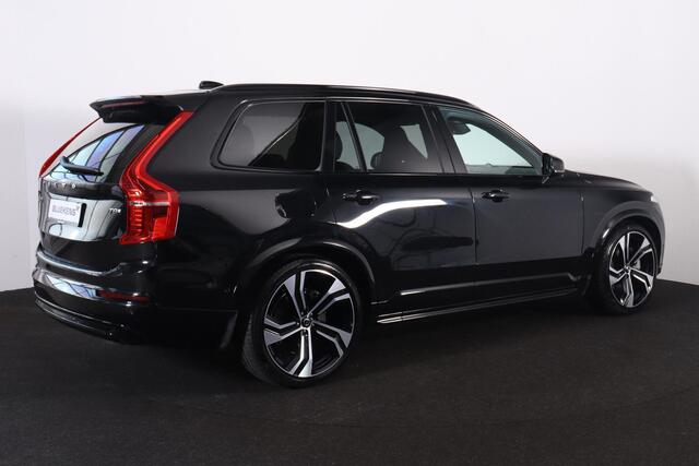 Volvo XC90 T8 Recharge AWD Ultra Dark - LONG RANGE - Luchtvering - Panorama/schuifdak - IntelliSafe Assist & Surround - 360º Camera - Bowers & Wilkins audio - Adaptieve LED koplampen - Verwarmde voorstoelen, stuur & achterbank - Parkeersensoren voor & achter - Elekt