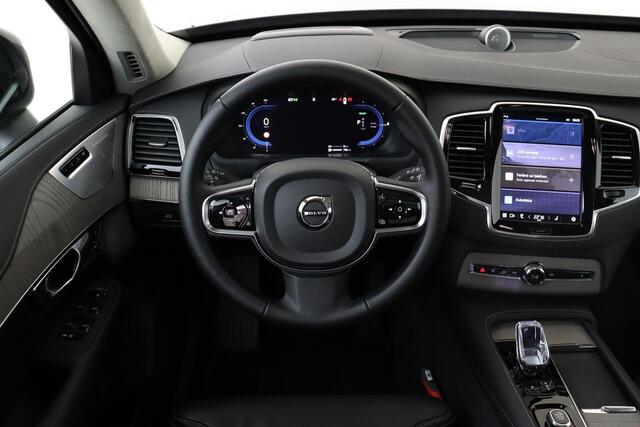 Volvo XC90 T8 PLUG-IN HYBRID AWD ULTRA DARK [MY25] *FULL OPTIONS!* -PANO.DAK|BOWERS&WILKINS|GEVENT.LEDER+MASSAGE|360°CAM|HEAD-UP DISP.|LUCHTVERING|TREKHAAK|NL.AUTO