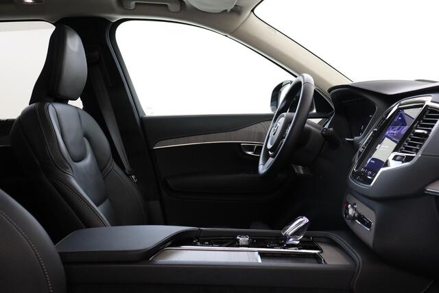Volvo XC90 T8 PLUG-IN HYBRID AWD ULTRA DARK [MY25] *FULL OPTIONS!* -PANO.DAK|BOWERS&WILKINS|GEVENT.LEDER+MASSAGE|360°CAM|HEAD-UP DISP.|LUCHTVERING|TREKHAAK|NL.AUTO
