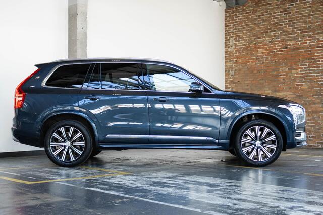 Volvo XC90 T8 Recharge AWD Inscription | Verwarmbare voorstoelen | Verwarmbaar stuurwiel | Premium audio by Harman Kardon | Panoramadak | Rondom zichtcamera | 20 inch Lichtmetalen velgen | Semi elektrische trekhaak