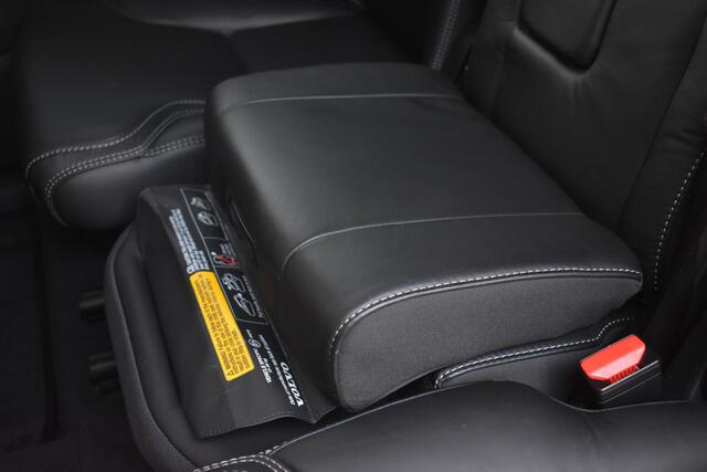 Volvo XC90 D5 235PK AWD Inscription | Standkachel | Trekhaak | Keyless Entry | Getint Glas | Camera |