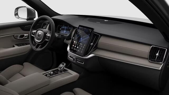Volvo XC90 2.0 T8 Plug-in hybrid AWD Ultra Bright / Luchtvering / Pano. dak / Elek. verstelbare stoelen / Geventileerd en verwarmde stoelen / Nappaleder / Head-up display / Harman Kardon /