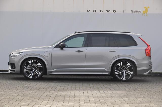 Volvo XC90 T8 455PK Automaat Plug-in Hybrid AWD Ultimate Dark HEICO / Luchtvering / Panoramisch schuif en kantel dak / Head-Up Display / Google Services / Adaptieve Cruise Control / Harman Kardon Audio/