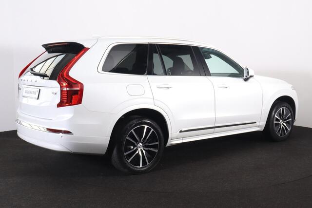 Volvo XC90 T8 Recharge AWD Core Bright - LONG RANGE - IntelliSafe Assist & Surround - Adaptieve LED koplampen - Parkeercamera achter - Verwarmde voorstoelen, stuur & achterbank - Parkeersensoren voor & achter - Draadloze tel. lader - Extra getint glas - 19' LMV
