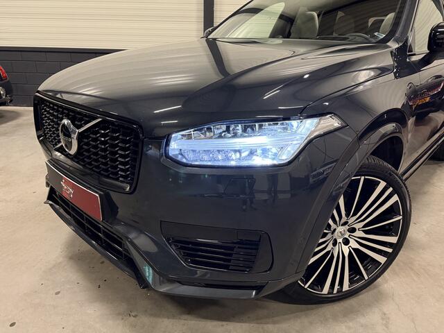 Volvo XC90 T8 Recharge AWD R-Design PANO/B&W/LUCHTVERING/TREKHAAK/HEAD-UP/360CAMERA/22"/NAPPA-LEER/ACC/PILOT-ASSIST/SAVILE-GREY/BLACK-STYLE EXTERIEUR/VOLLEDIG VOLVO DEALER HISTORIE