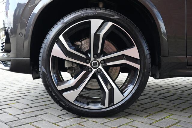 Volvo XC90 2.0 T8 Plug-in hybrid AWD Ultra Dark 455pk Panoramadak/Massage/360Camera