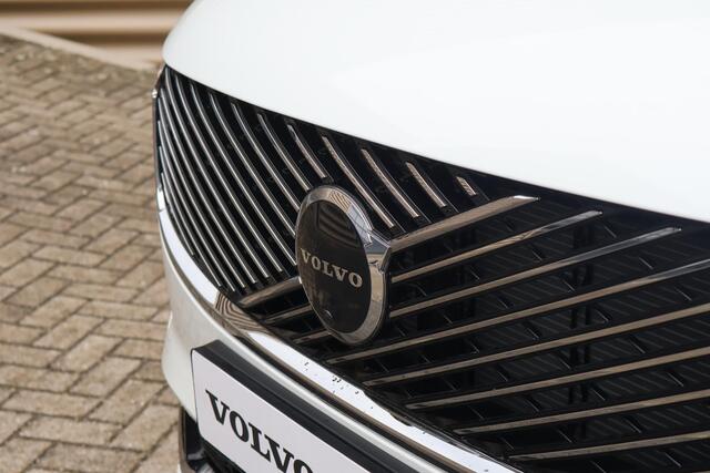 Volvo XC90 T8 Plug-in hybrid AWD Plus Bright | Panoramadak | 360 Camera | Head-Up Display | Getint glas