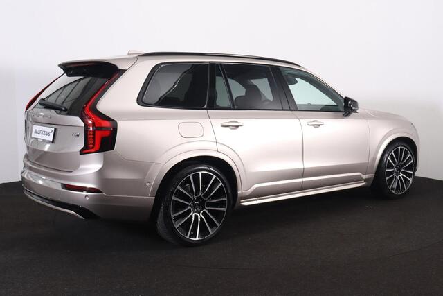 Volvo XC90 T8 Recharge AWD Ultra Dark - Luchtvering - Panorama/schuifdak - IntelliSafe Assist & Surround - 360º Camera - Bowers & Wilkins audio - Verwarmde voorstoelen, stuur & achterbank - Parkeersensoren voor & achter - Elektr. bedienb. voorstoelen met geheugen -