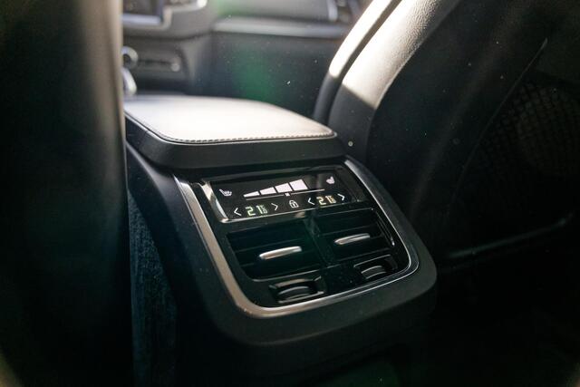 Volvo XC90 2.0 T8 Twin Engine AWD Inscription Intro Edition 360 Camera, H/K geluidsinstallatie, TH, Stoelverwarming voor- en achter