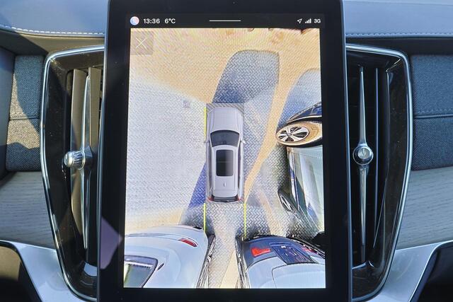 Volvo XC90 T8 Recharge AWD Plus Dark - Panorama/schuifdak - IntelliSafe Assist & Surround - 360º Camera - Harman/Kardon audio - Adaptieve LED koplampen - Verwarmde voorstoelen, stuur & achterbank - Parkeersensoren voor & achter - Elektr. bedienb. voorstoelen met geh