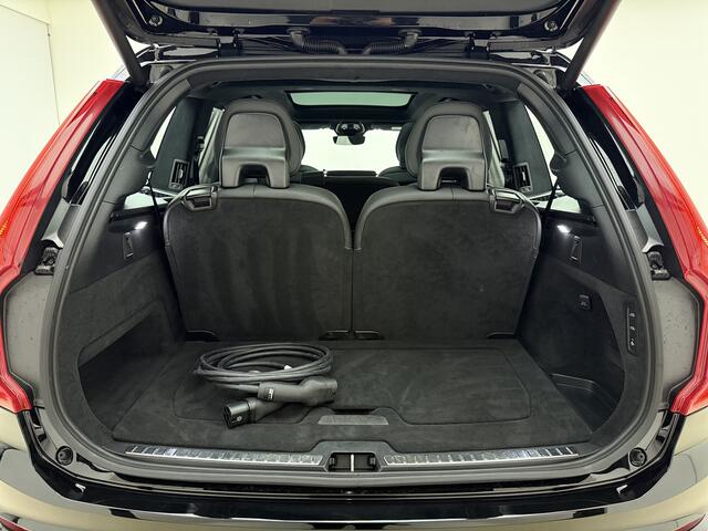 Volvo XC90 T8 455pk AWD Ultimate Dark / Luchtvering / Bowers en Wilkins audio / Contourstoelen / BLIS / Camera rondom / Trekhaak /