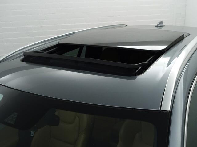 Volvo XC90 2.0 T8 Twin Engine AWD Inscription- 7 Pers, Panoramadak, Trekhaak, Carplay, Android Auto, Active Xenon Led