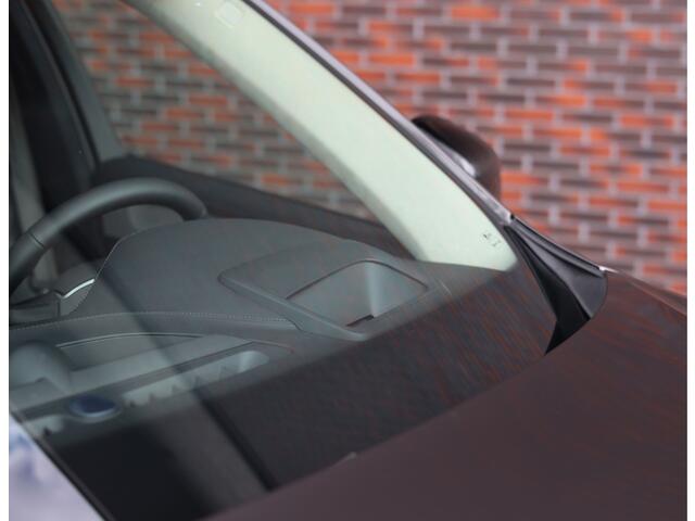 Volvo XC90 T8 AWD Ultra Dark | Pano - Trekhaak - Massage - Luchtvering