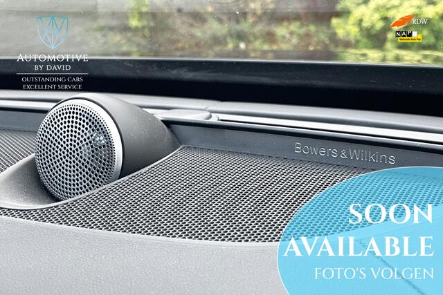 Volvo XC90 2.0 T8 408 pk TE AWD INSCRIPTION AUTOMAAT / B&W / LUCHTVERING / 7-PERSOONS / TREKHAAK / BOWERS & WILKINS / PANORAMADAK / ADAPTIEVE CRUISE CONTROL / 360 CAMERA