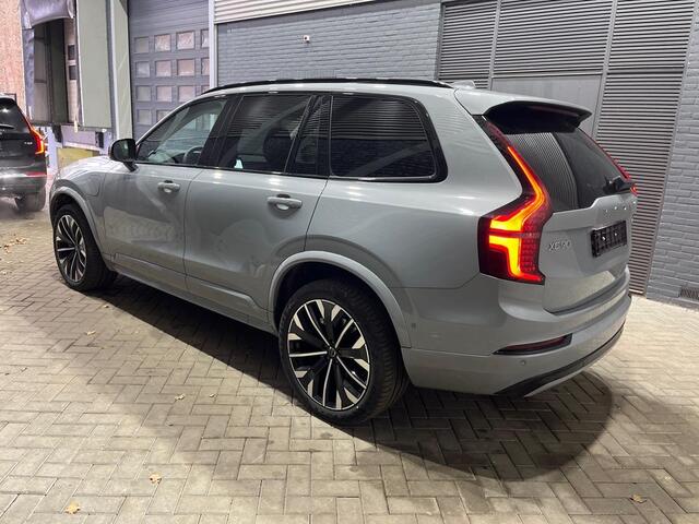 Volvo XC90 T8 Recharge Ultra Dark | FACELIFT | Massage | Panoramadak | Head-Up | 21 Inch | Stoel+Stuurverwarming