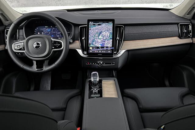 Volvo XC90 2.0 T8 Recharge AWD Ultra Dark | 360 camera | Luchtvering | Panoramadak | 7-persoons | Headup | LED