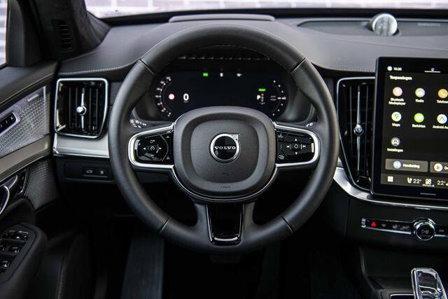 Volvo XC90 2.0 T8 Plug-in hybrid AWD Ultra Black Edition | Executive | 22" | Bowers & Wilkins | Luchtvering | Massage & Ventilatie | Gelamineerd Glas |